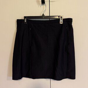 Black skort size XL